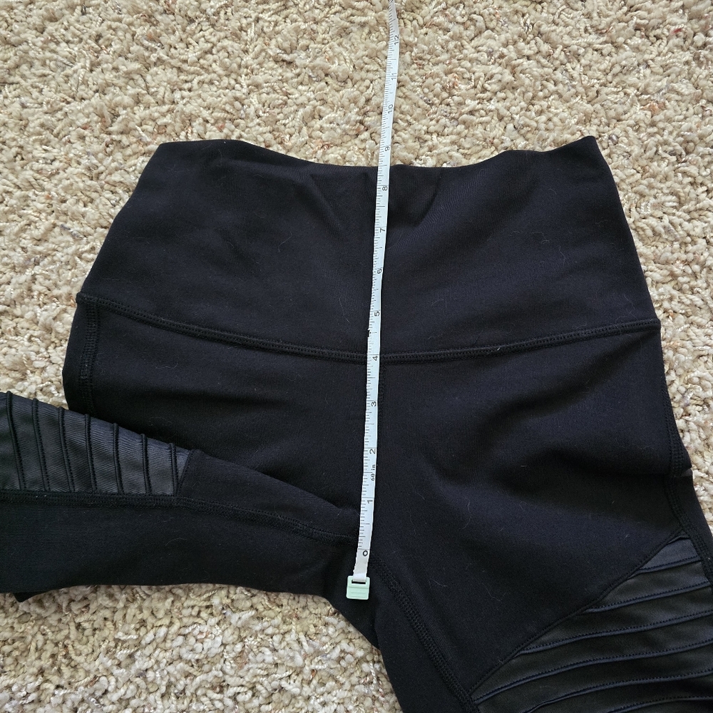 Alo 7/8 High-Waist Moto Legging Black High-Waisted Leggings - XS - Picture 14 of 16